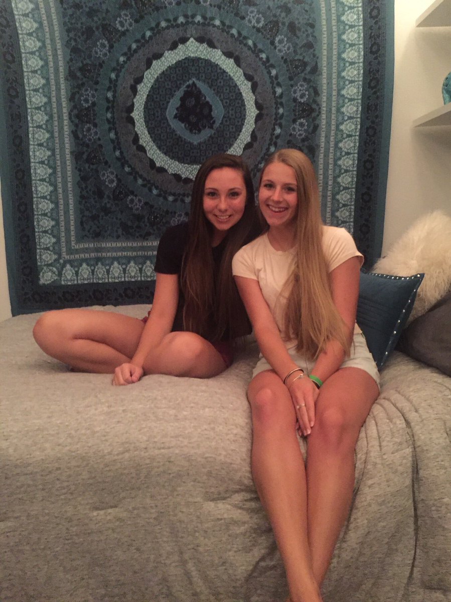 caseyrock11's tweet photo. HAPPY 20th BDAY to one of the coolest roomies ever!! Hope today is as great as the guac you make! Love ya @KristinaBarcic ❤️🥑🎊 https://t.co/GVL4E3WIdp
