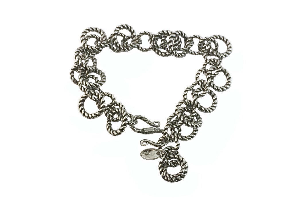 MOSIREALFASHION tweet picture