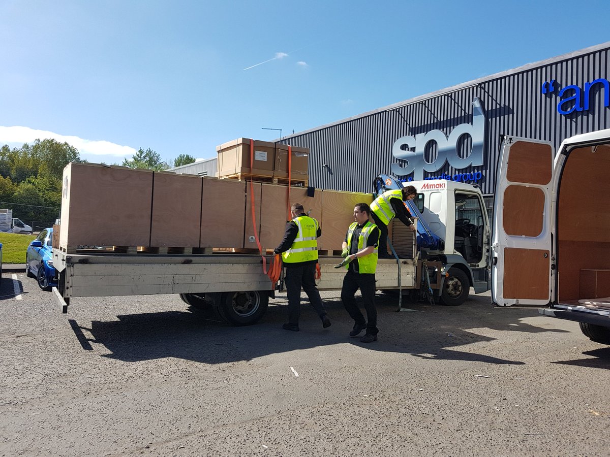 SPDDesignPrint's tweet photo. We got our nice new shiny @MimakiEurope this week and we we're like a kid on Christmas https://t.co/WaaZJnm3r9…/mimakis-back-in-town!!!/ https://t.co/tE4Gop4zAg