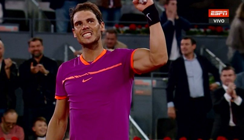 SC_ESPN's tweet photo. ¡Ganó Nadal! Rafa venció 7-6 (3) y 6-2 a Goffin y se clasificó a las semifinales del Masters 1000 de Madrid, donde jugará ante Djokovic. https://t.co/PXkZoO3wg7
