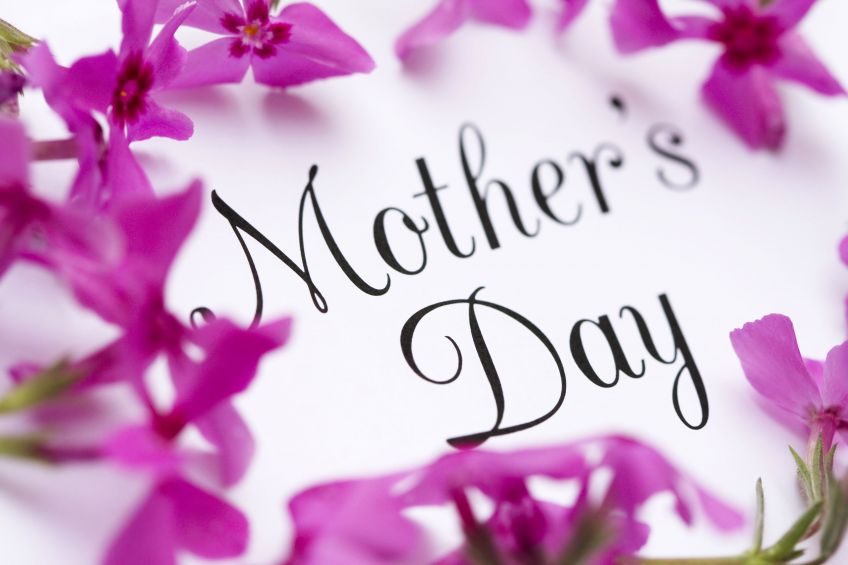 SumitHotYogaSTL's tweet photo. Join us on Mother's Day! All Mom's practice free.  
Class times are:
8:00am Express
1:00pm Express
4:00pm Express https://t.co/5Jm36FXSah
