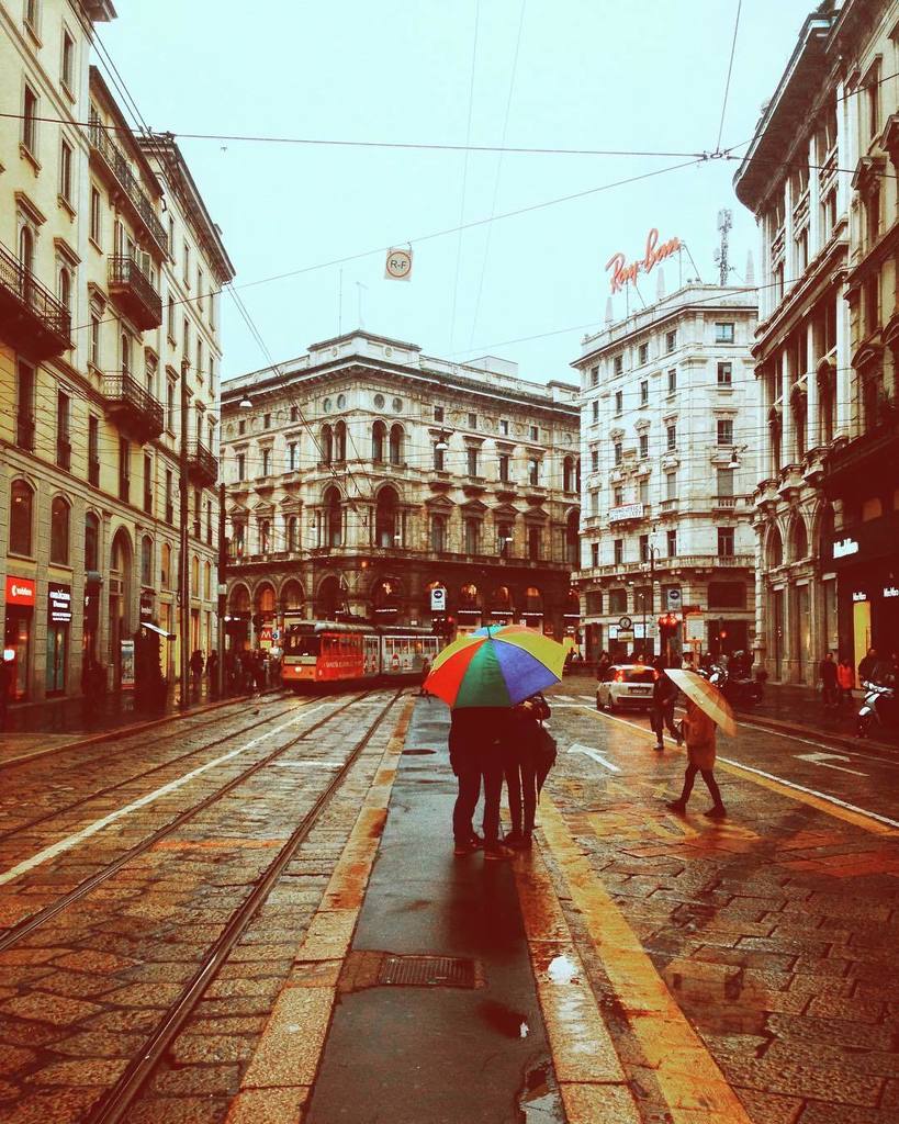 zaffaroni_carlo's tweet photo. Anche nella pioggia si può trovare il colore
~
~
~
#spring4igers #inlombardia #thereliquary #yallersitalia #igersm… https://t.co/SItzk7xxSZ https://t.co/U8iBrFtDDy