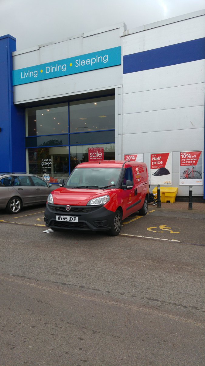 lookatthelawman's tweet image. 2 disabled bays at once this morning Gallows corner, Romford @RoyalMail