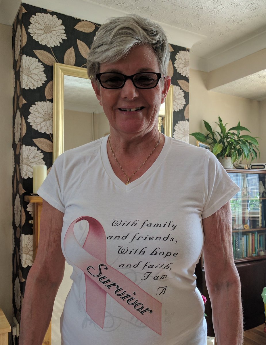 minimumletley's tweet photo. Positive tweet for today: My long awaited T-shirt has arrived, now waiting a haircut​ to complete the look. #Goodluckmoonwalkers #CTKteam https://t.co/mCha3LCNc1