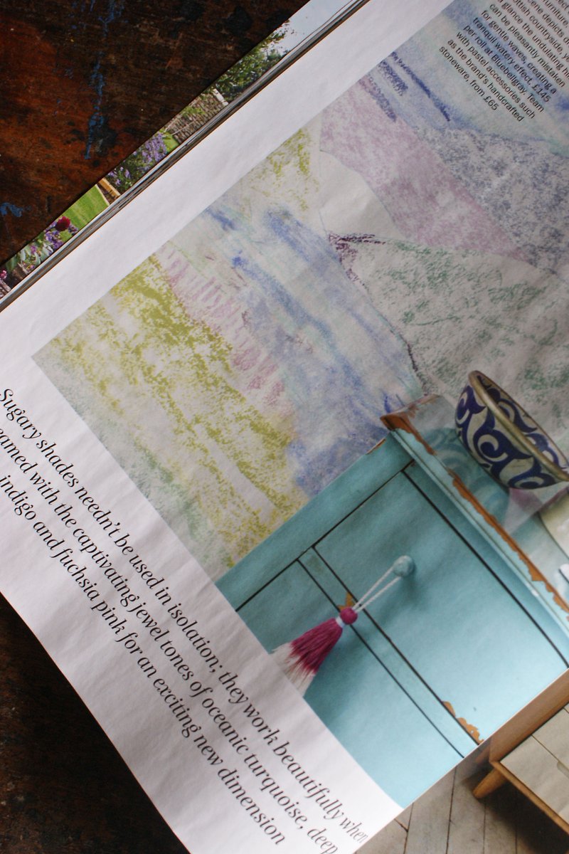 #spotted 2- also in <a href="/PeriodLivingMag/">PeriodLivingMag</a> one of our exclusive <a href="/bluebellgray/">bluebellgray</a> key #tassels in hot summery fuschia