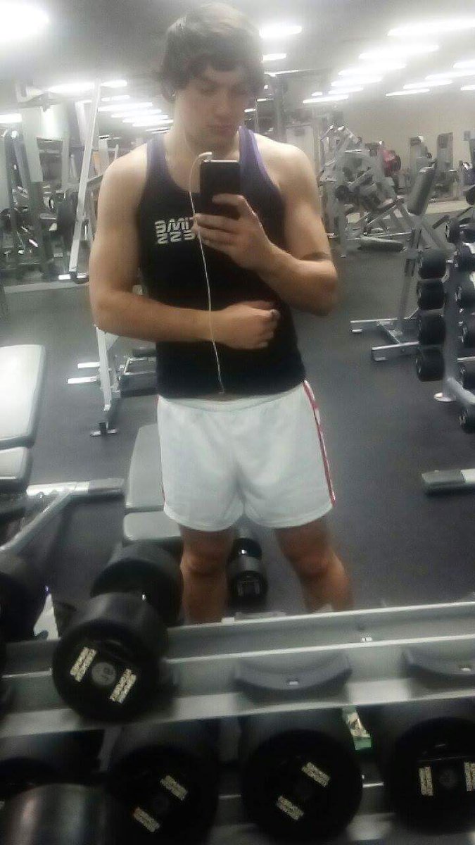 Sebasti47624968's tweet photo. Body's looking better https://t.co/OjwfK6AreF