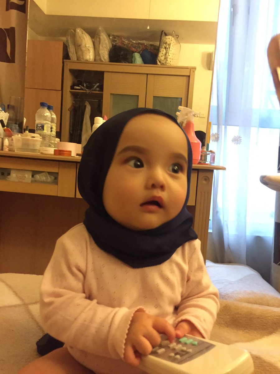 amrhfrzn's tweet photo. Bila boyfriend whatsapp kata nak bawak pergi makan Naan Cheese pastu tetiba cancel 😟 https://t.co/wjNdjSyHKJ