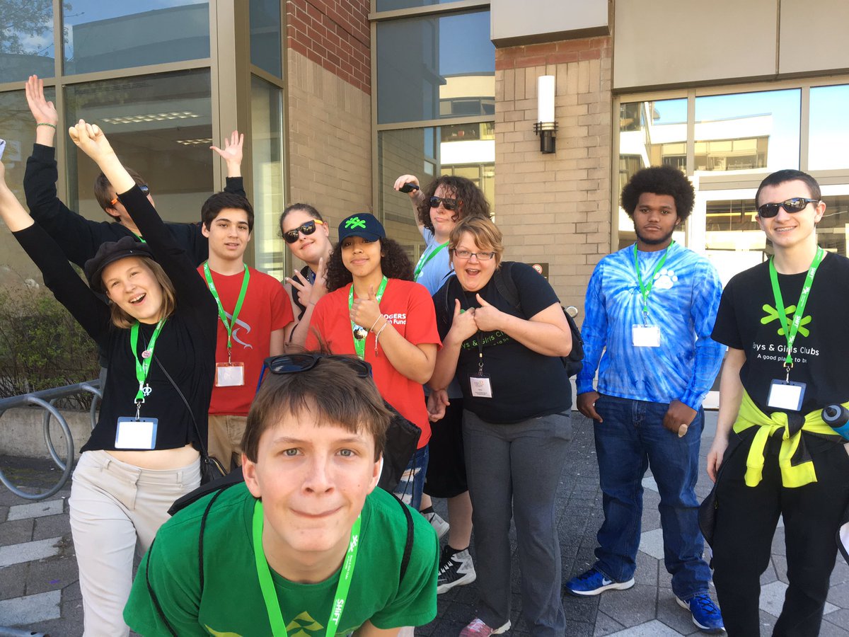 Great to see #boysandgirlsclub around the 🌎 follow us! We want to take our project helping connect youth + law enforcement! 🙌Link in bio