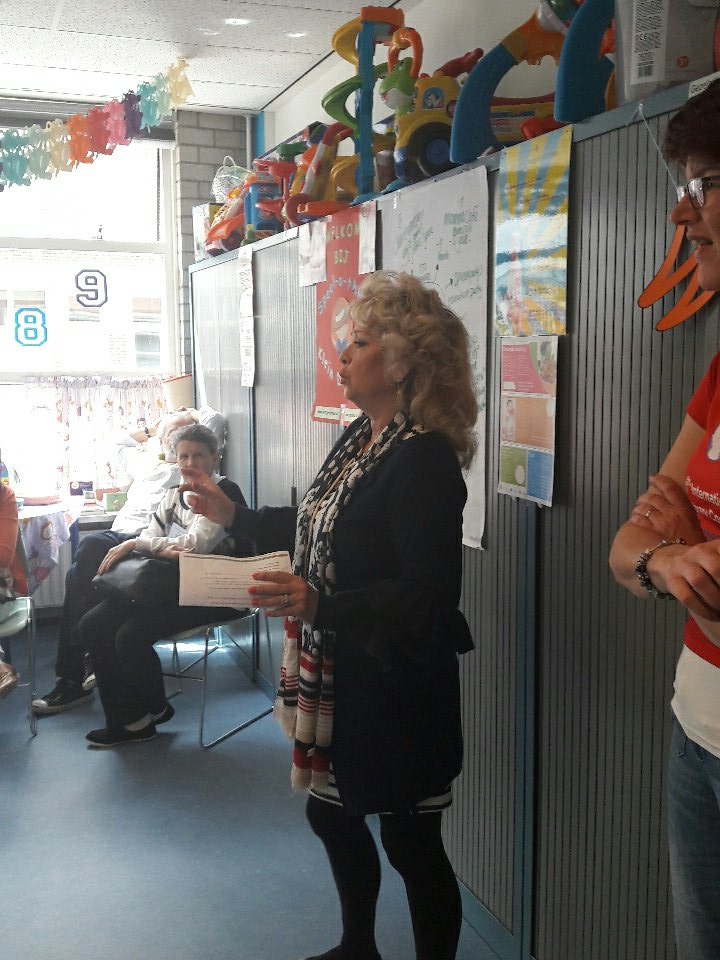 "Toy library Klein Duimpje: more than toys. It stimulates social wellbeing - mamacafés, educational advice." Sandra Beisser <a href="/PeuterEnCo/">Peuter & Co</a>