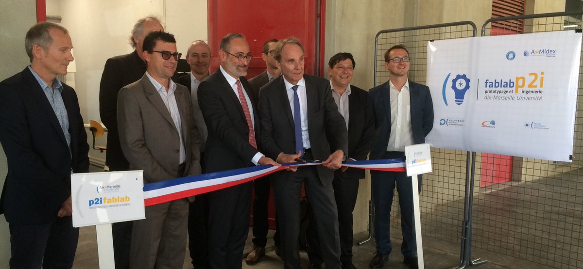 Centrale_Med's tweet photo. Inauguration Fablab P2I #prototypages #ingénierie en présence de @ffotiadu et d'Yvon Berland @univamu - le ruban est coupé ! #LMA https://t.co/QkDVBYFiVD