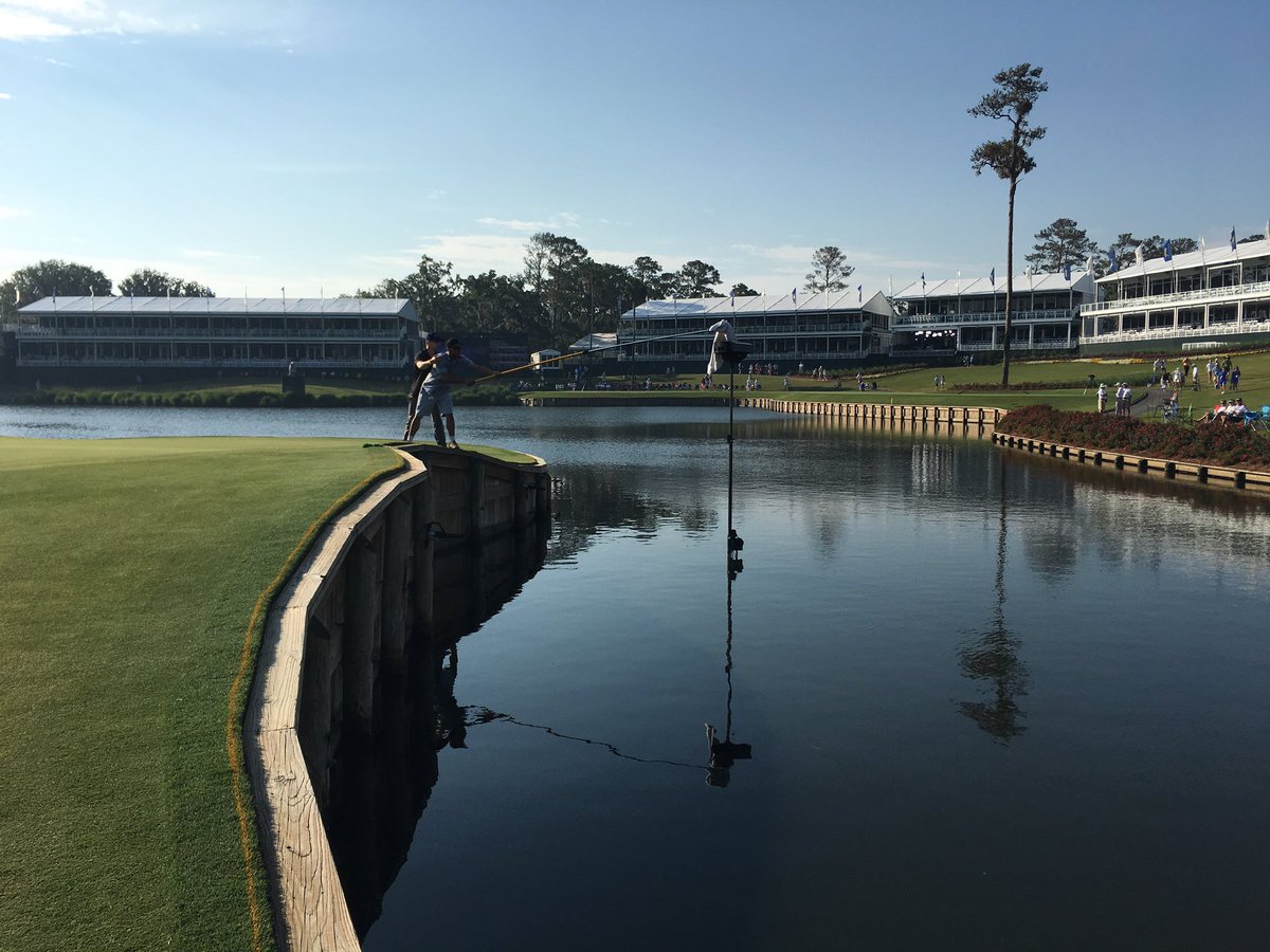 PGATOURLabs's tweet image. #spiderwebs #vrproblems