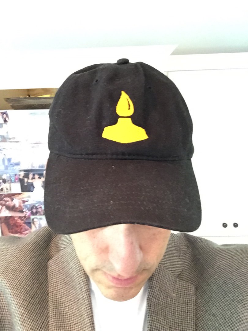 My Help on #ThatHelps: Rocking the Everyartist logo while Working hard on the first "Everyart...

Get ThatHelps App: thathelps.com/download-app