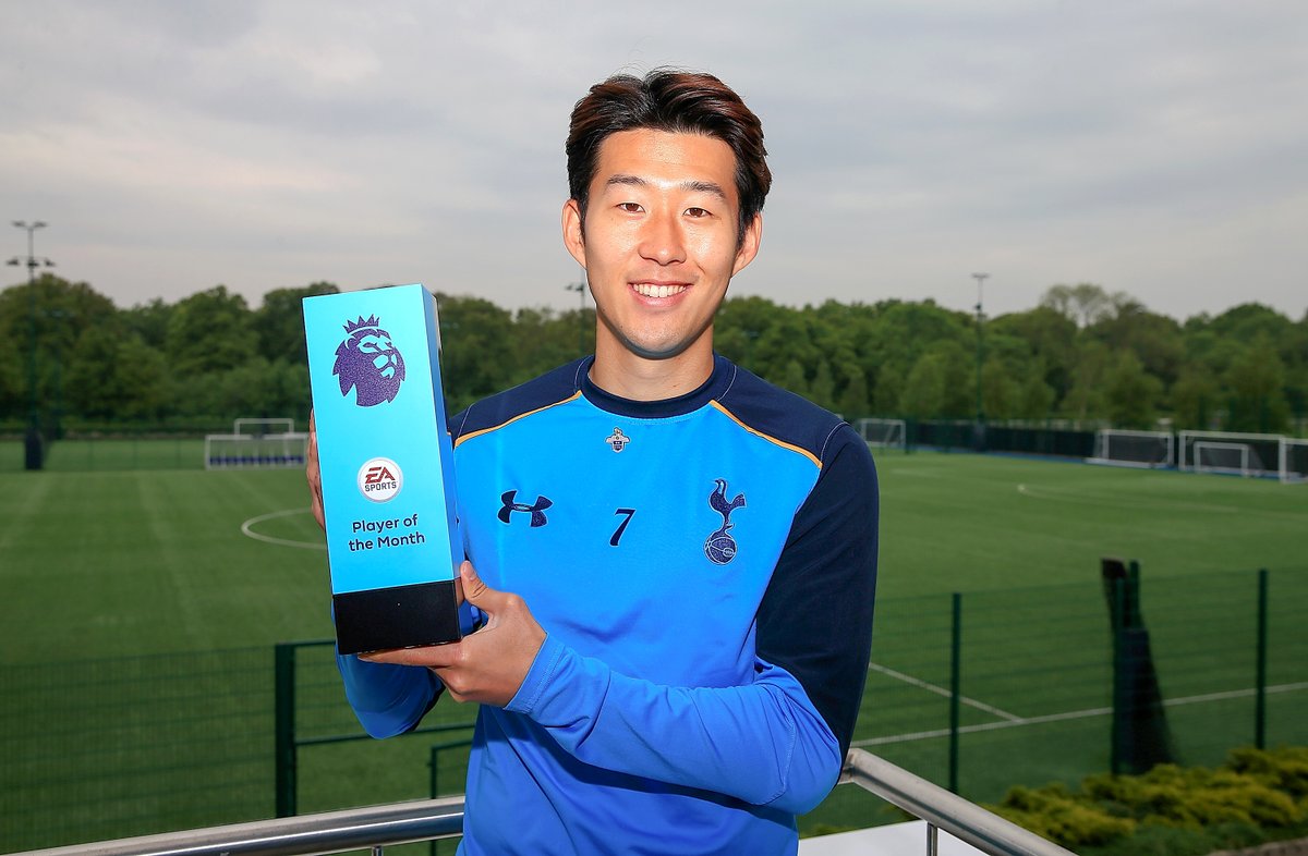 1xBet_Eng's tweet photo. April's #PLAward winners have been announced! Congrats #Tottenham! https://t.co/Gm7o8odbhr