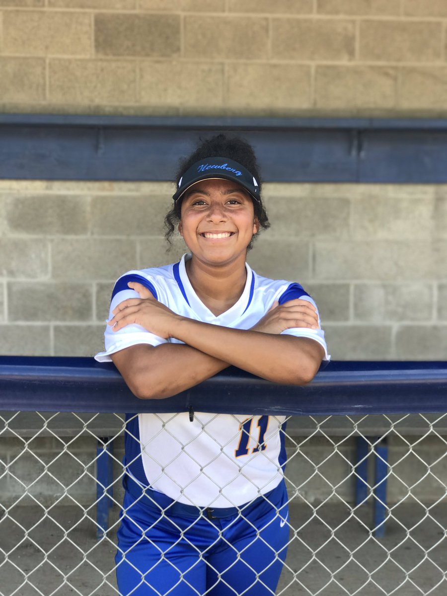 NHS_Sotball's tweet photo. Spotlight on seniors! #NHS2017

Brenna Smith
#11
Right Field                                            Will be attending  Central Oregon CC https://t.co/hdaV5uBd2s