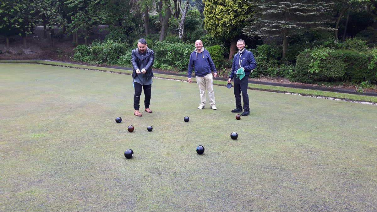 _ALFAsport's tweet photo. Another great day of #PhysicalActivity @LifelineTamesid #crowngreenbowls #wellbeing #MentalHealthAwarenessWeek @LifelineInMCR #sport https://t.co/DAUX1DxD7c