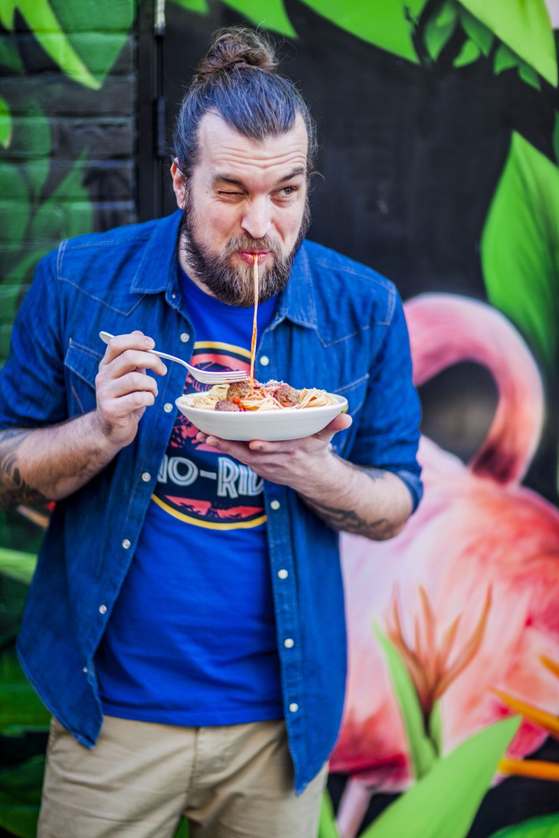 Ontmoet Menno de Koning van <a href="/heelhollandbakt/">Heel Holland Bakt</a> bij Van Stockum Den Haag op zaterdag 27 mei vanaf 12.30 uur! vanstockum.nl/activity#meet-…