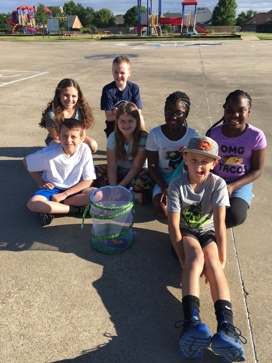 DavilynYoung's tweet photo. After a long arduous wait...it's time to release the butterflies @geniece_smith #resourcerocks #nebbienation https://t.co/tgqBDSrz8c