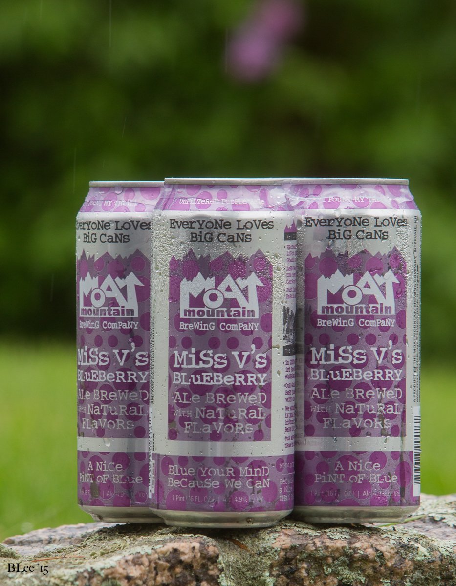 moatmountain's tweet photo. Mom called she said to skip the flowers... #MissVs #FreshLocal #MomsRule #NHBeer #NHBeerInME https://t.co/VJMKOdO4e8