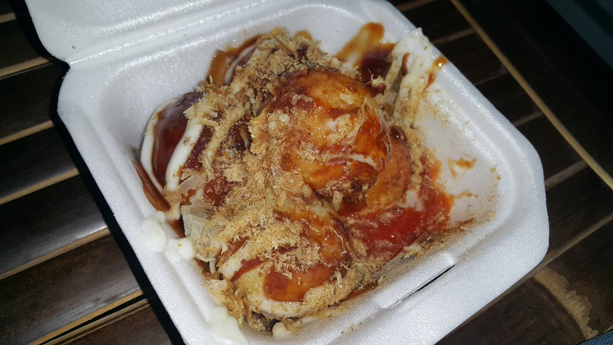 "Takoyaki daging Gurita", Salah satu makanan kekinian di Festival Jajanan Kekinian #3.....,
