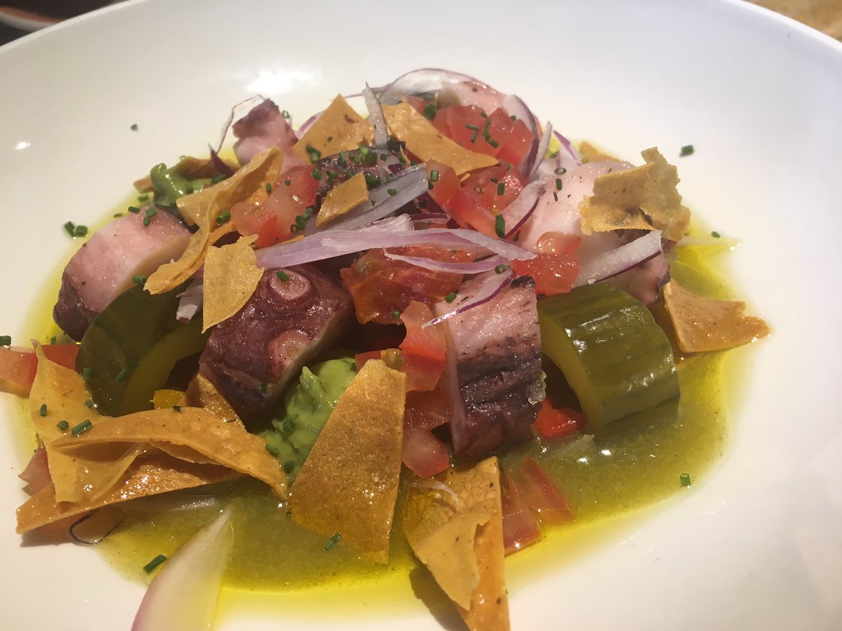 vicentesenabre's tweet photo. Maestro de los sabores @tonobouet ,una experiencia gastronómica sintiéndote como si fuese mi casa. Gran equipo. https://t.co/jadPbQAVMF