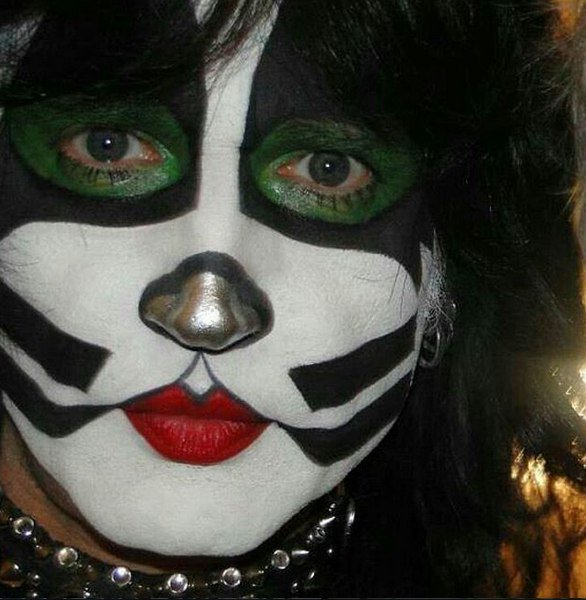 Happy birthday Eric Singer! 