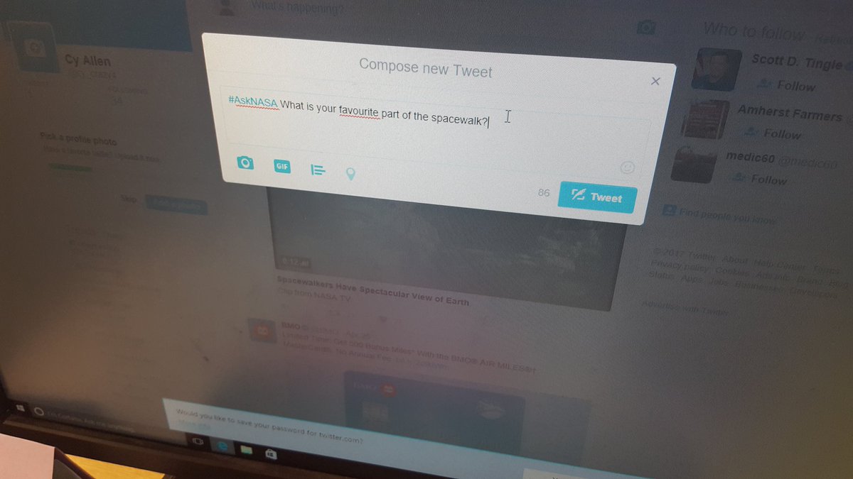 MrsJJohnstone's tweet photo. Gr.6s are obsessed with @NASA #200thspacewalk & following @Astro2fish #1stspacewalk ! #multitasking #watchandwork @GEDSB @GEDSB_Bulldogs https://t.co/kHmiaal8kX