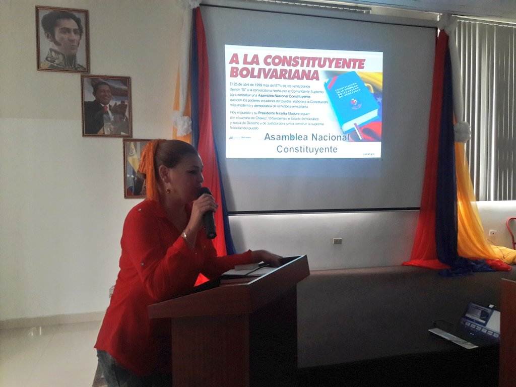 eusebioAGUERO's tweet photo. Inicia el Foro-Conversatorio "Rumbo a La Constituyente" junto al Sector Educación de Aragua #EscuelaHugoChavez @CarylBertho @mayorgamiriam https://t.co/rjblUO0Xnt