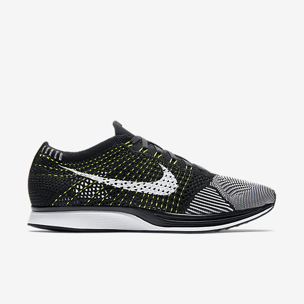 sneakersteal's tweet photo. Nike Flyknit Racer "Black / White" $90.38 Free Shipping https://t.co/LED8VGfr7F use code BONUS20 https://t.co/y1wCtuK1ee