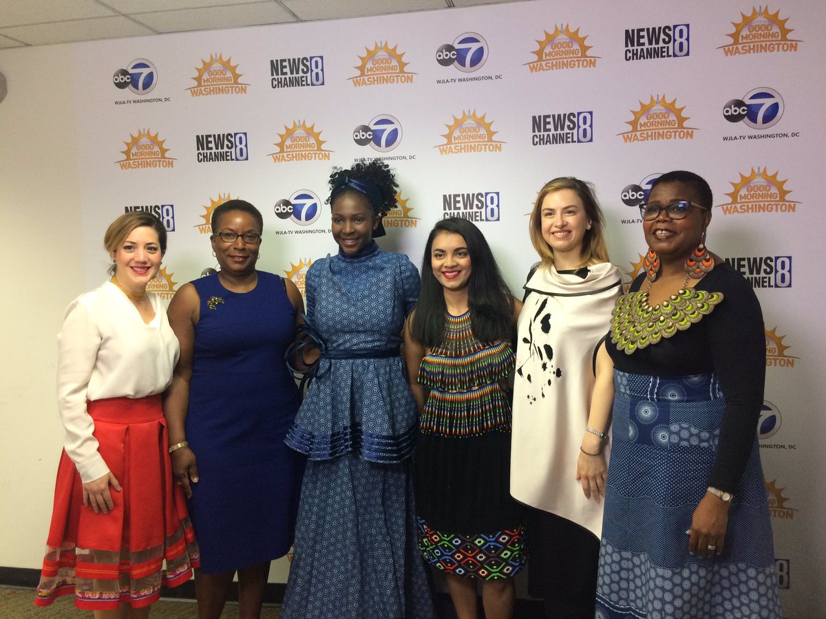 EmbajadaEcuUSA's tweet photo. We thank @ABC7GMW for inviting #Ecuador to feature cultural fashion during the #GMW Recap: A taste of the Around the World Embassy Tour https://t.co/VY2v3AM1Ms