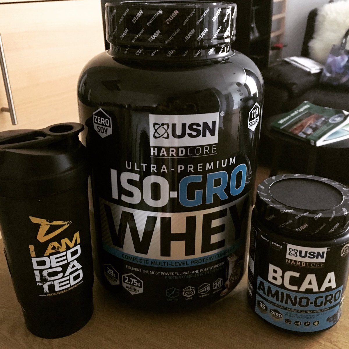jfmodonese's tweet photo. The #juice just arrived...llegaron las #cremas #protein #bcaa #suplement #workout #NoPainNoGain #WorkHard #treno https://t.co/j6fSWPQ8GU