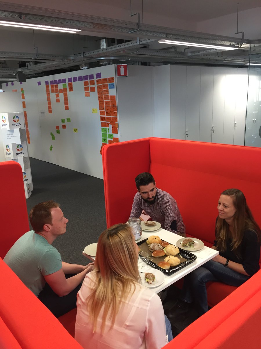 PratoHR's tweet photo. #Datejar time! Iedere week leren 4 collega’s elkaar beter kennen tijdens de lunch. #GrowingSmartTogether #happycolleagues #funatwork https://t.co/U3P9EsT9zL