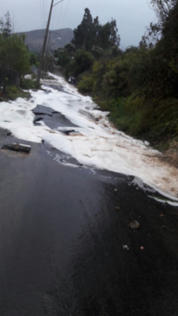 Jen_Caminada's tweet photo. #LaSerena @Pueblo_LasRojas  #lasrojas camino San José aislados RT https://t.co/VgEy3vl6oJ