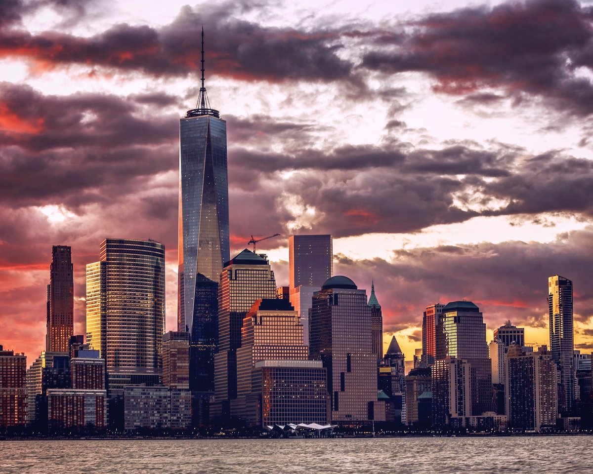 BEH0LDINGEYE's tweet photo. NYC Sunrise @nycfeelings @yourtake @CanonUSAimaging #canonbringit @NYCDailyPics @NYC @TravelMagazine @LEEFilters @EverythingNYC @NewYork_it https://t.co/debJRrcjVE