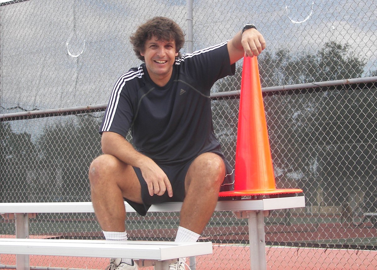 MiamiPadel's tweet photo. @l_torner 
Saludos LILI!!!! 
Desde muy lejos en el tiempo y la distancia...  :-)  
Gus (Feet up). https://t.co/8J4aBiu4PV