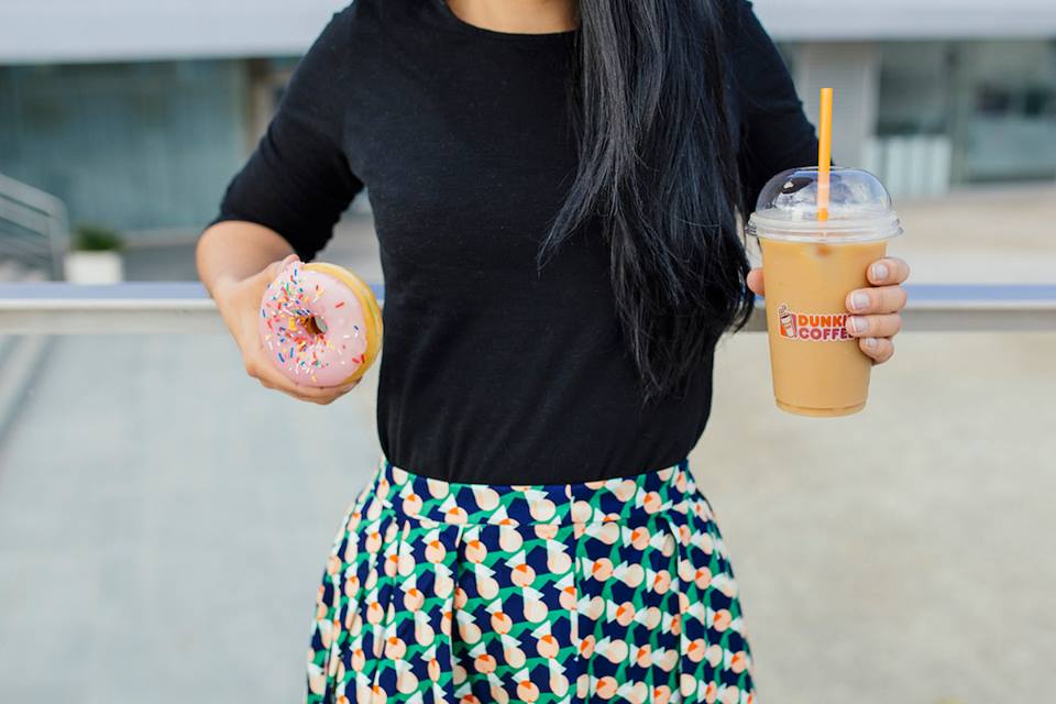 Dunkin'Coffee Thader tweet media