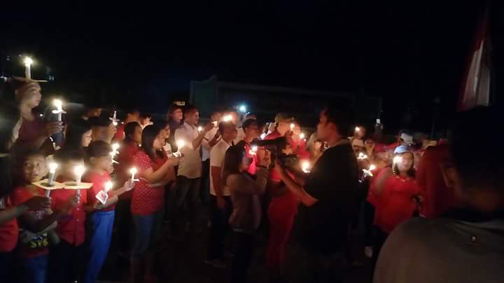 Malam ini aksi damai 1000 lilin di kendari -sultra 😍😇 #NKRIbersatu #damaiindonesiaku <a href="/addiems/">ADDIE MS</a> <a href="/basuki_btp/">Basuki T Purnama</a>