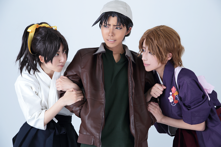 O_yasai_'s tweet photo. 【コス/から紅】

「平次から手ぇ離し！」「離すんは、そっち違います？」

平次:シサイ
和葉:SHUN(@zaratoi) 
紅葉:Nanachi(@7chi_777)
photo by きのこ(@kinoko_noko0512) https://t.co/ogCsijJ8al