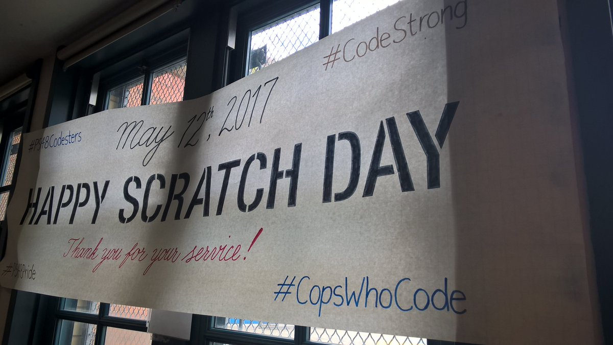 NYPD34Pct's tweet image. 34Pct❤PS48 too!  #CopsWhoCode with #PS48Codesters ​on #ScratchDay2017 #34Youth Officers Garcia and Jimenez #NYPDConnecting