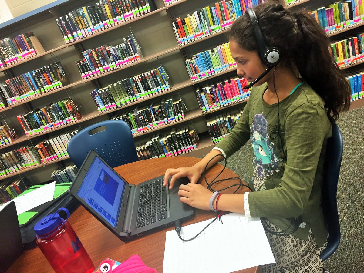 WebberMS's tweet photo. Ms. Kinnick's & Mr. Long's classes integrating screencastify into their ambassador final project #WebberLearns @teachtechpsd #PSDproud https://t.co/7MfoozvMLs