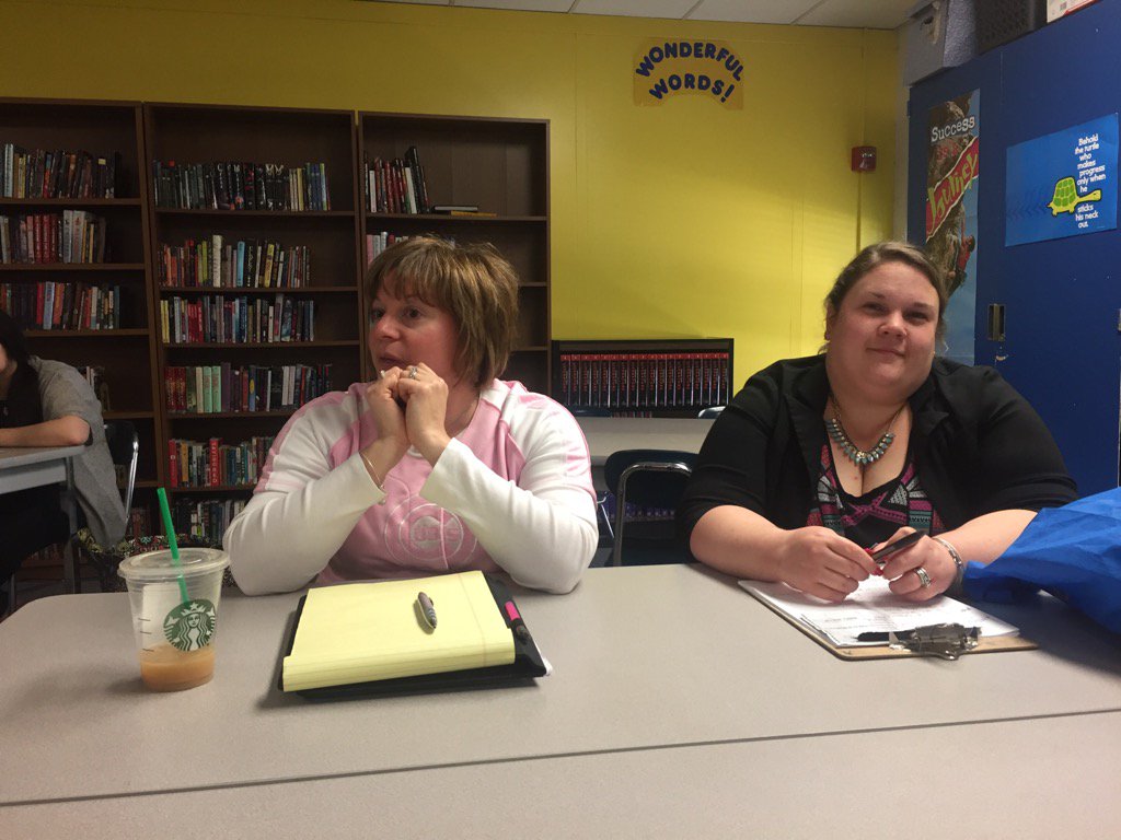 valentoure's tweet image. Great job leading Cheryl @Meadowview68 #weared68