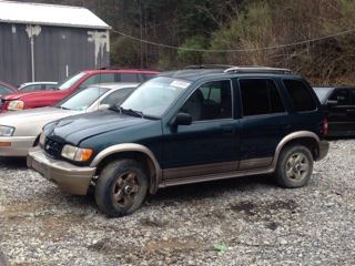 MillBranchAuto's tweet image. Fixer upper for sale 2002 Kia Sportage Call 1-606-587-1555 Today ! #fixerupper #salvage #suv #truck #pikeville #ky #prestonsburg