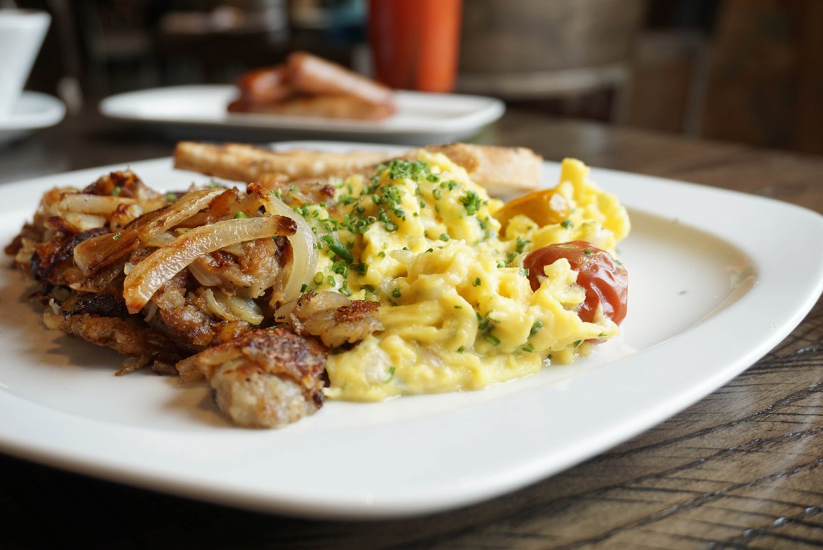 Mother's Day is Sunday and were offering a mouth watering three course brunch for $28! Make your reservation today! eatatgunther.com