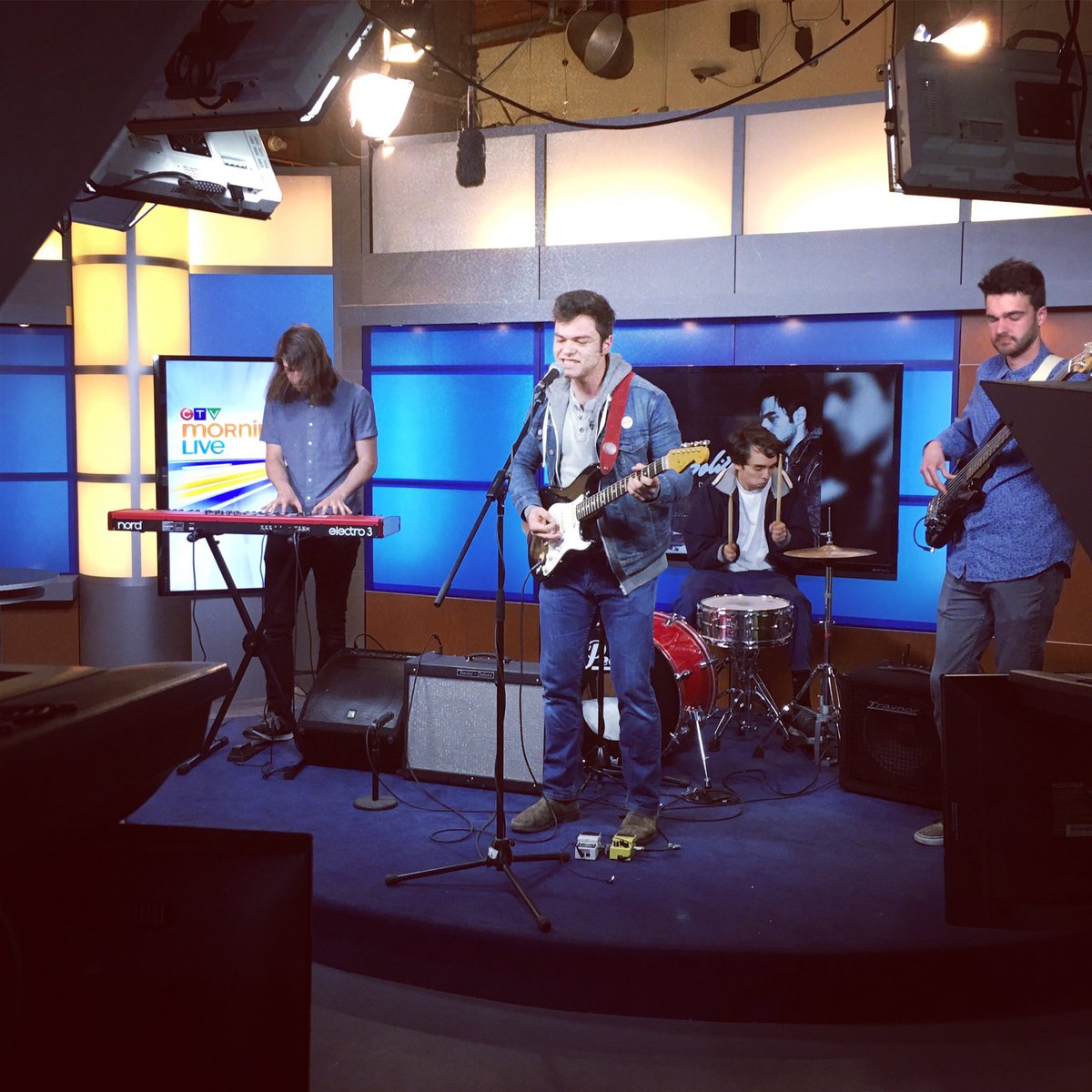 Check out <a href="/soliterreyvr/">Soliterre</a> tonight at <a href="/ArtfulDodgeCafe/">The Artful Dodger</a> around 9pm! All ages show...don't forget to have the pizza!!!