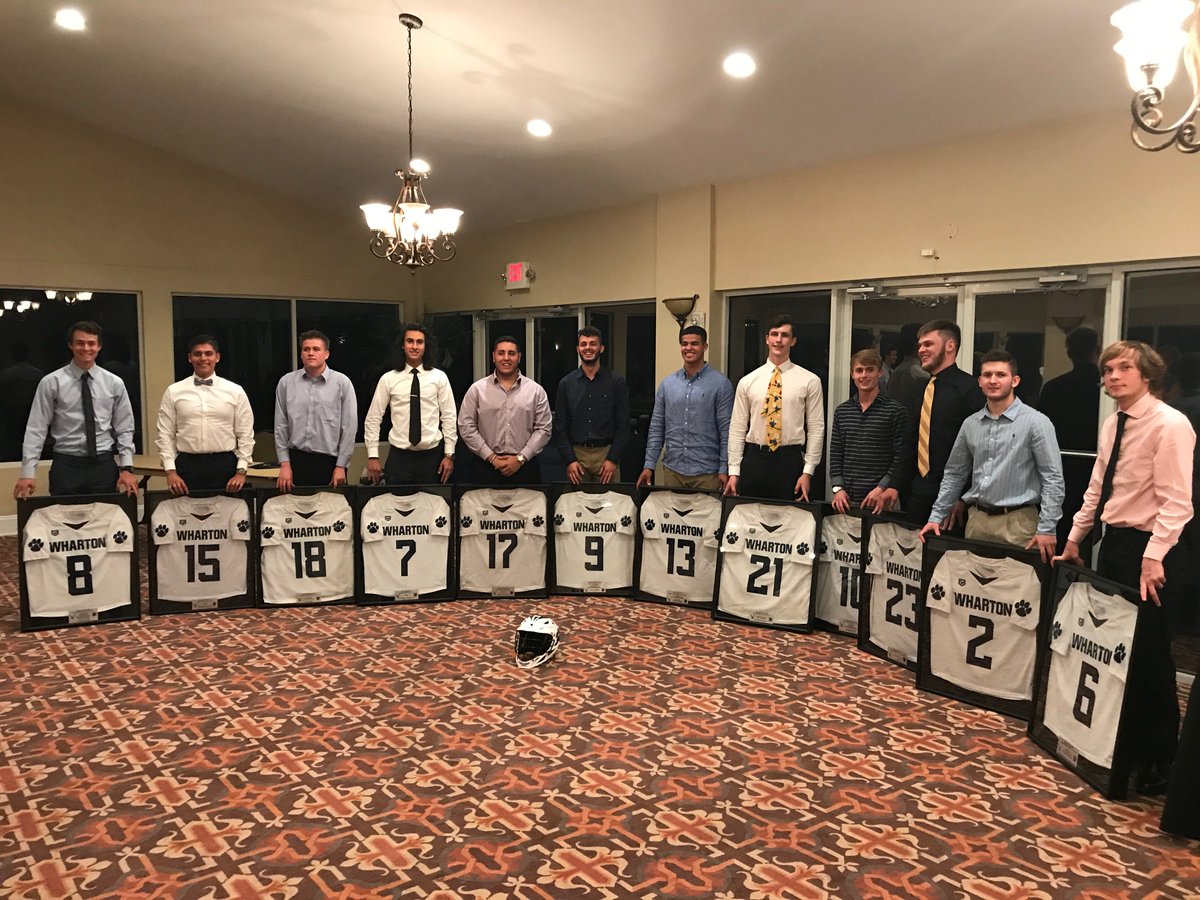 The senior boys last night at our annual banquet
#WhartonLacrosse2017