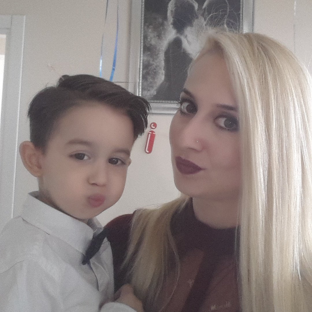 Selinnmrl's tweet photo. #YeniProfilResmi https://t.co/cfOqQSmyp6