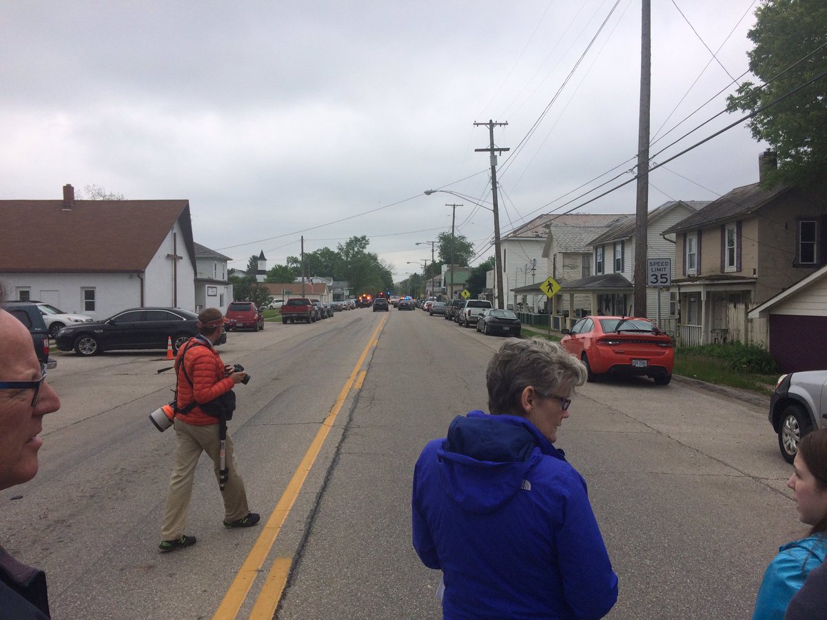 JBedellWHIO's tweet photo. Lots of police, deputies and @OhioAG agents at the scene of shooting in #kirkersville. US 40/Main St is blocked for investigation. @whiotv https://t.co/kTJotBMVYd