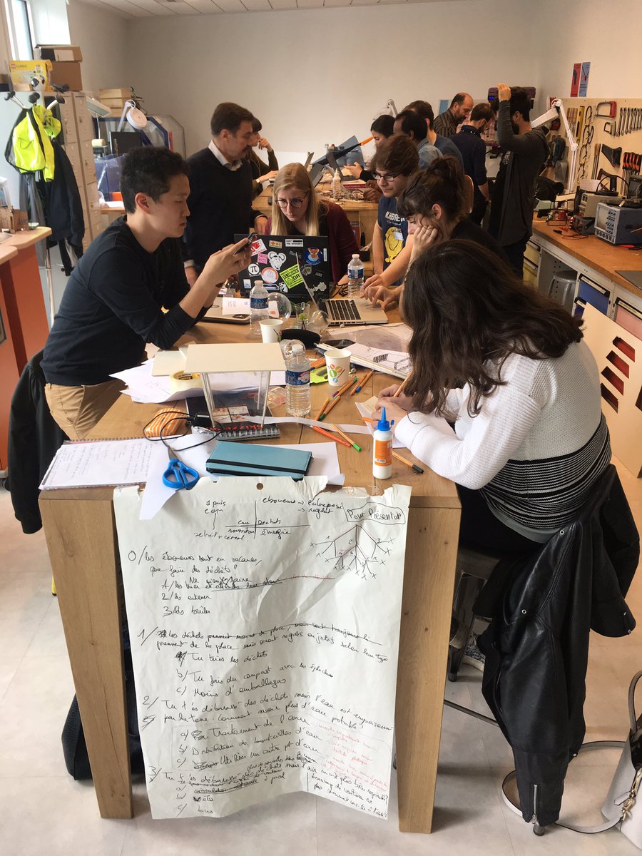 ooolllaaafff's tweet photo. 3e séminaire du programme #FIRST2017 chez Orange Gardens : 36 étudiants pour 6 projets d'innovation digitale. https://t.co/NDosHoet3D