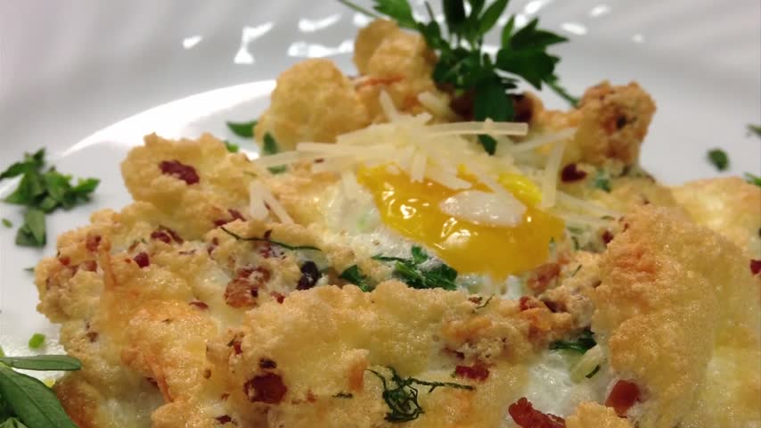 MariaNeider1's tweet photo. RECIPE: Surprise Mom with "egg clouds" on Mother's Day morning https://t.co/7NEVt9blGl @kytv #eggclouds #MothersDay2017 https://t.co/Ipc4G4gg4x
