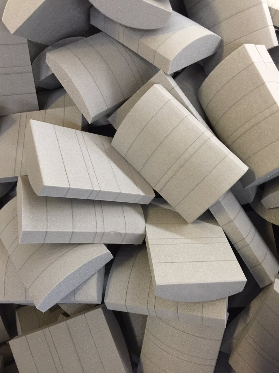 KewellCon's tweet photo. Batch production of 3D #industrialfoam #evazote #EV50 component parts. Cross-linked, closed cell AZOTE EVA-PE Foam fabricated impact pads 🚧 https://t.co/2xOgl4uOKb