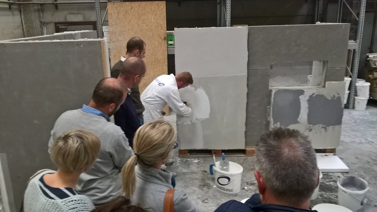 BartGossye's tweet photo. @Durabrik opleiding met productie en engineering bij Cantillana. #veelopgestoken. https://t.co/RdYTWaS1IS